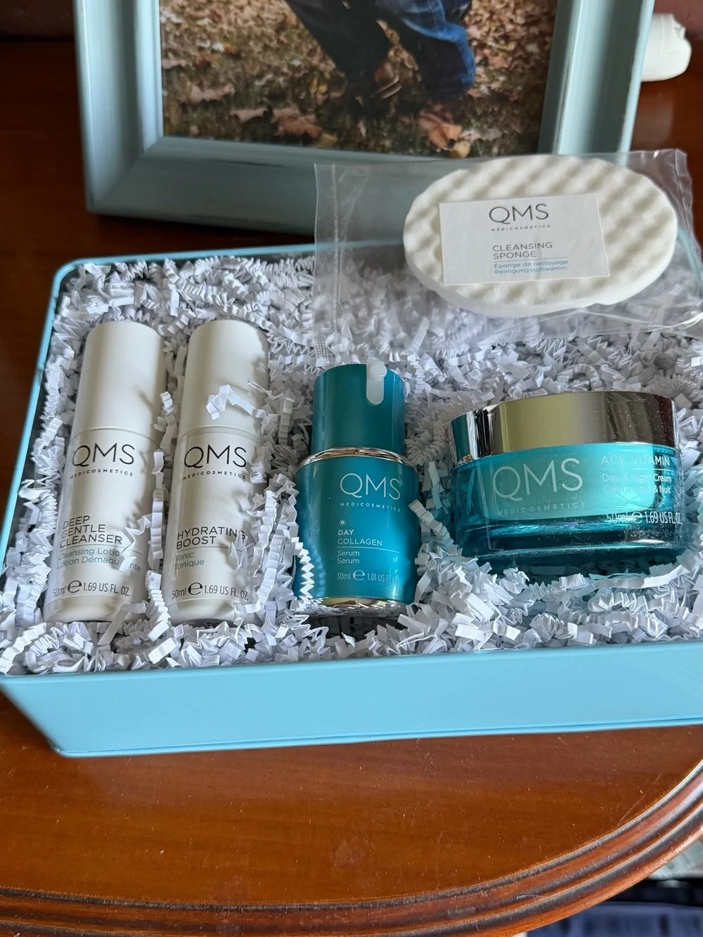 QMS Medicosmetics Refresh and Renew Day Collection Limited Edition - Picture 7 of 15